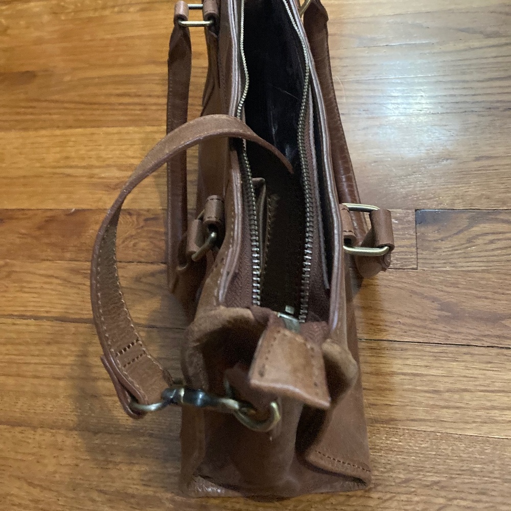 Eva leather satchel by Born - Picture 9 of 9